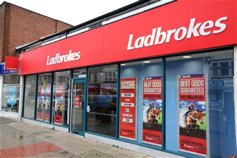 ladbrokescoral.okta.